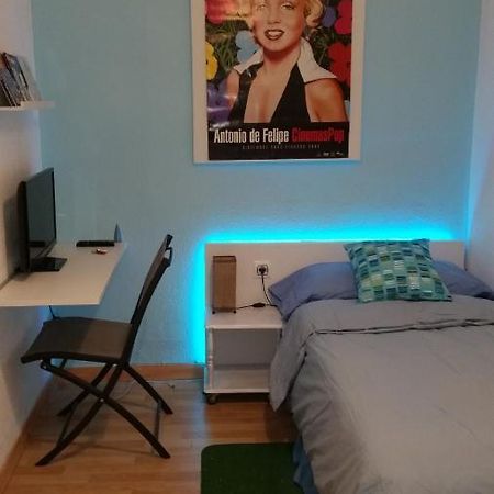 Habitacion Junto Torres Serranos Valencia Exteriör bild