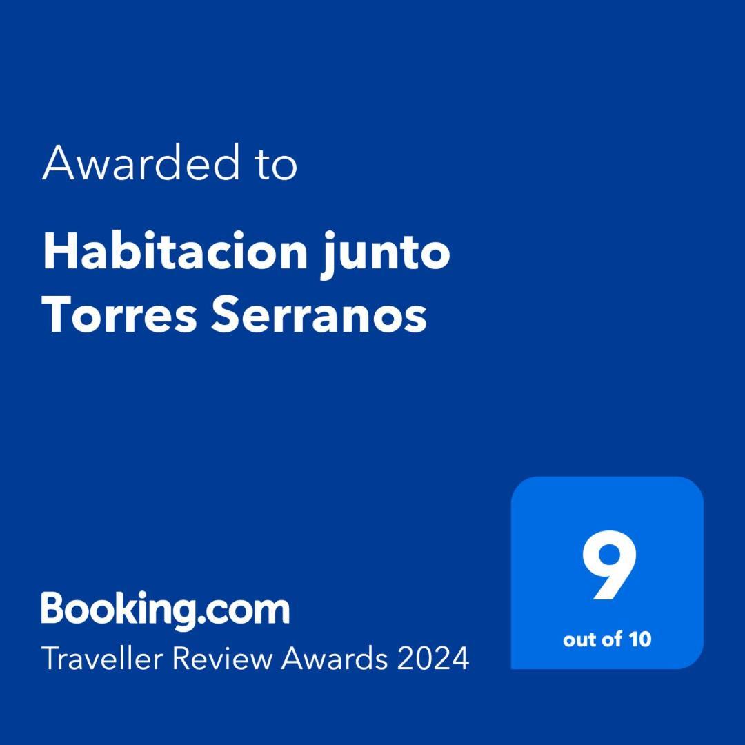 Habitacion Junto Torres Serranos Valencia Exteriör bild