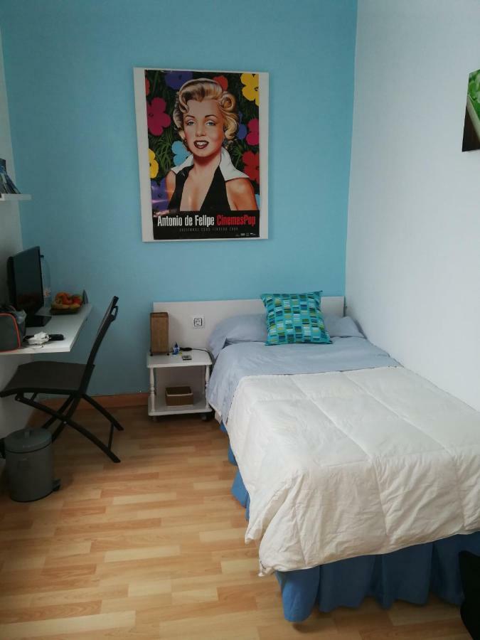 Habitacion Junto Torres Serranos Valencia Rum bild
